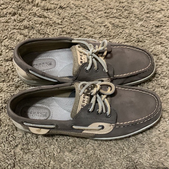 Women’s Sperry topsiders, size 8 - Picture 2 of 6